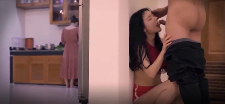 国产AV巨作淫过年下之淫荡侄女的新年茎喜亲舅舅终于上了梦寐以求的模特侄女