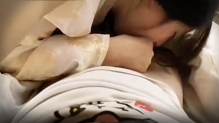 女友穿着汉服口爆第一次有一点害羞