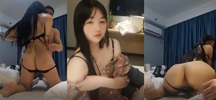 小姨子和姐夫直播啪啪大秀赚钱舌吻抠逼口交后入抽插猛操