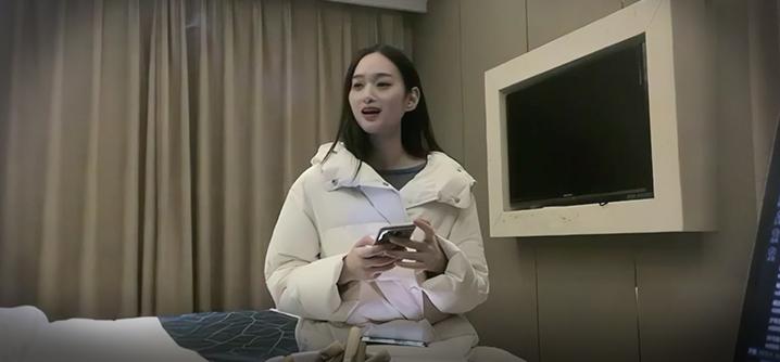 探花李寻欢探花约了个白色外套苗条身材妹子啪啪服务真不错