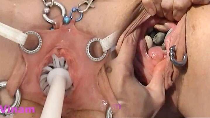 极端自慰拳交巨大的阳具塞肛门极限调教自慰自己