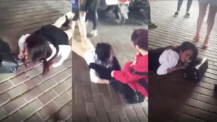 泄密流出大庭广众殴打勾引别人家老公的贱货