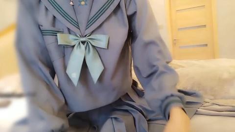 清纯制服04年刚成年水嫩双马尾