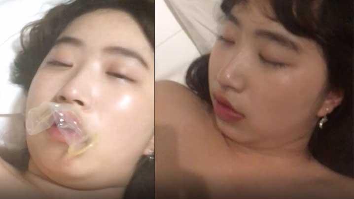 清纯女同事高价入会私密猎奇圈付费重磅视频大神死猪玩系列清纯漂亮同事小姐姐带她入坑太好玩了