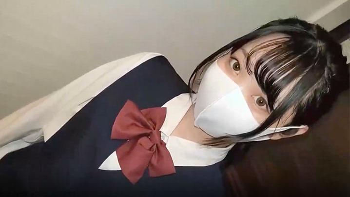 约炮学生妹爆操制服口罩小学妹温柔舔鸡巴白嫩清纯