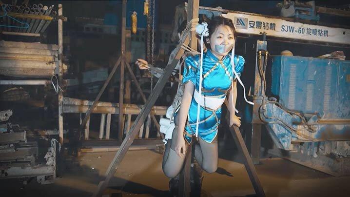 网友原创_绿帽学院_仓库捆绑春丽_人棍春丽_COSPLAY_母狗调教捆绑露出