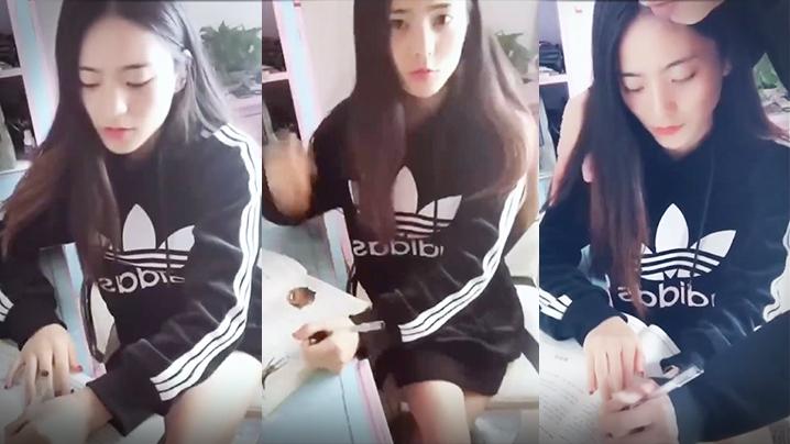 與女友情境演繹誘惑家庭美女教師很騷被爆操瘋狂淫叫