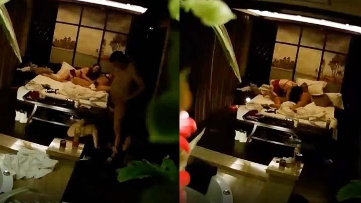 萤石云酒店摄像头偷拍2男3女淫乱大玩Copypaly手铐锁链嗨翻全场