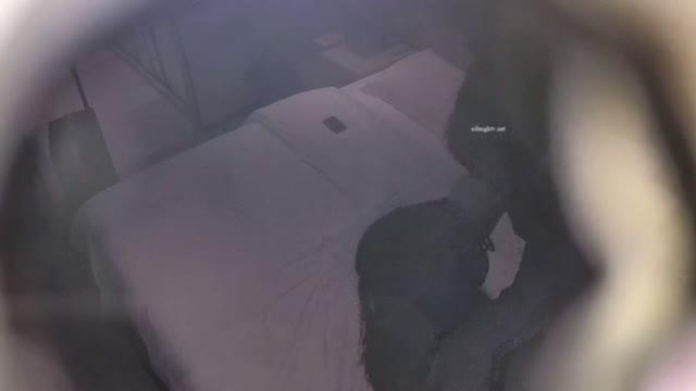 酒店偷拍黑框眼镜反差婊剋哎美眉和爱舔鲍鱼的帅气男友人美逼甜身材很棒69后关灯做爱一边舌吻一边啪啪