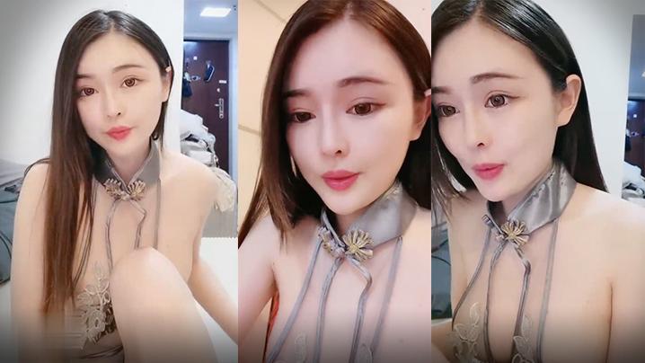 长相甜美红唇气质新人美女情趣装诱惑白嫩美乳无毛粉穴抬起双腿露逼看着就想操翘起大白屁股掰穴给看